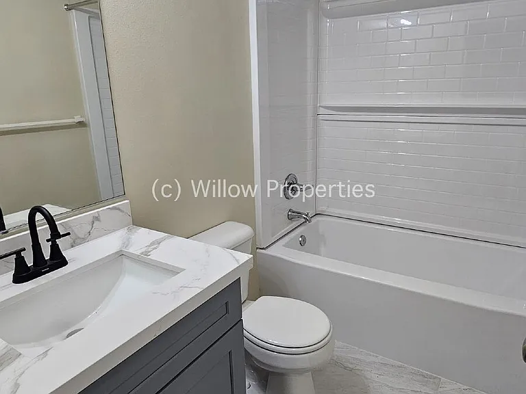 6753 Park St E — Photo 10