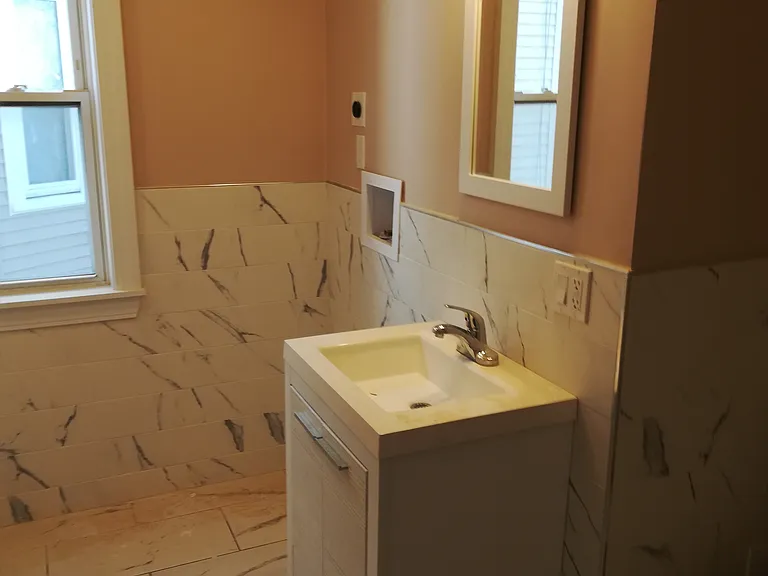 56 Myrtle St #2 — Photo 7