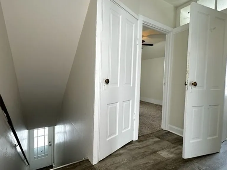 2707 Forest Ave — Photo 8