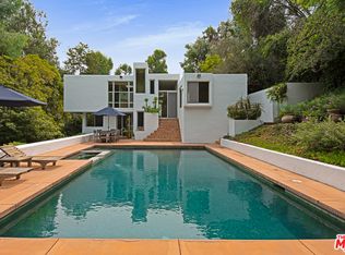 286 S Westgate Ave, Los Angeles, CA 90049