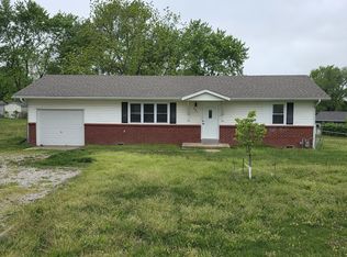 409 Alexander Ct, Marshfield, MO 65706