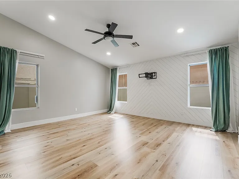 9171 W Viking Rd — Photo 31
