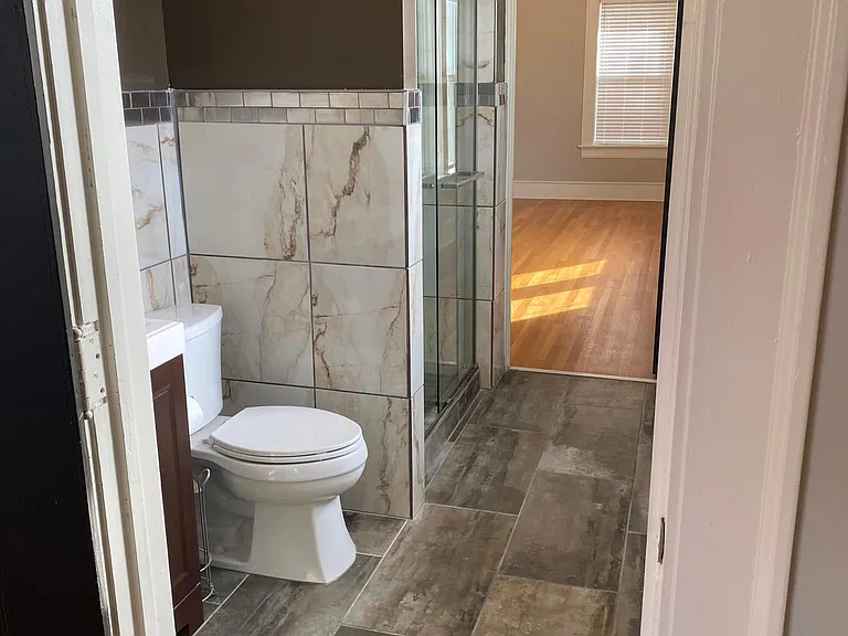 1824 E Main St #C — Photo 21