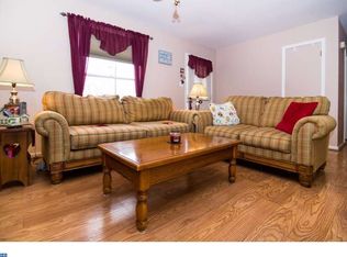 25 Mount Clement Ave, Pine Hill, NJ 08021
