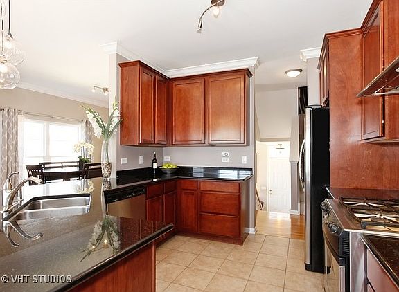 3rd image of 6127 River Bend Pl #6127