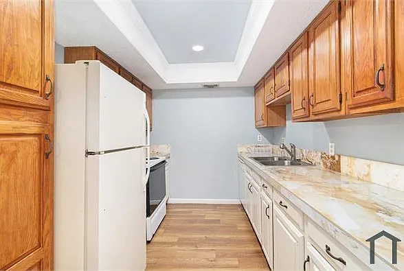 2 bed, 825 sqft, $1,500 — Photo 1