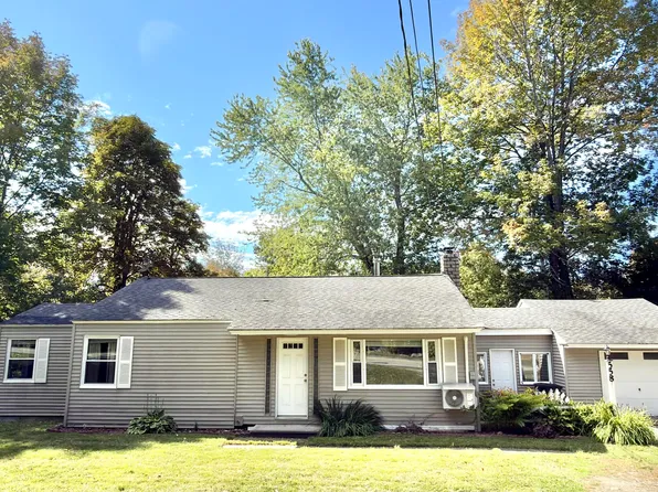 558 Blackstream Road, Hermon, ME 04401