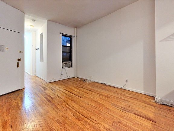 2nd image of 324 E 90th St #3E1