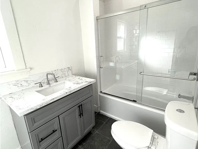 3109 Raymond Ave #3111 — Photo 12