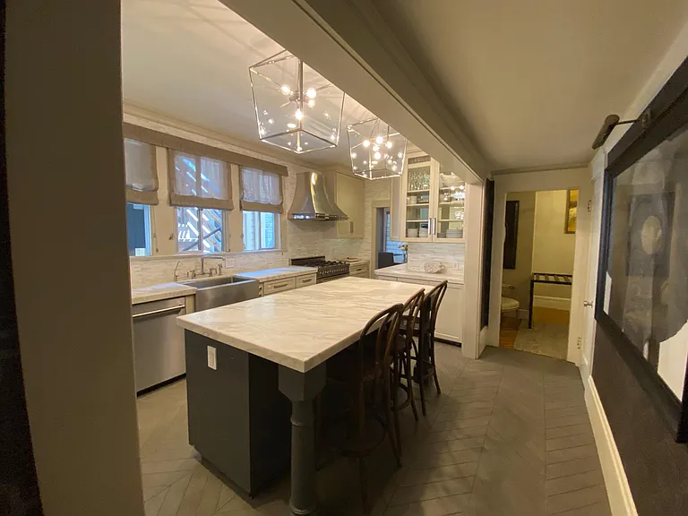 380 Arguello Blvd — Photo 17