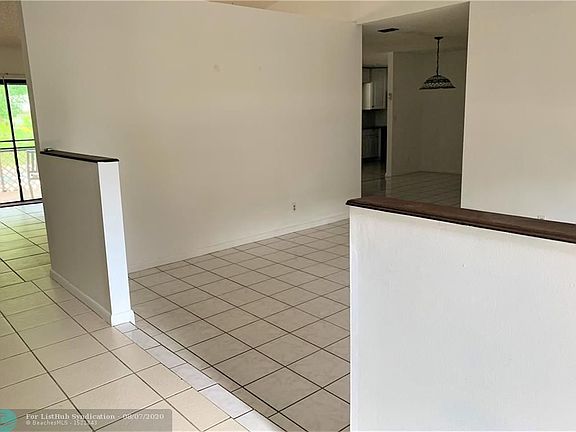 4th image of 1760 NW 107th Dr