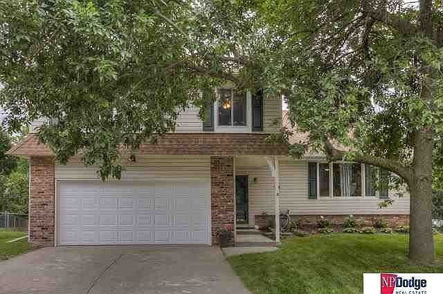 1st image of 2544 S 153rd Cir
