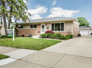 13415 Murthum Ave, Warren, MI 48088