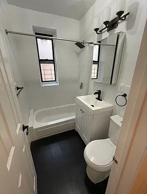 Rented by Shamco Management Corp | media 21