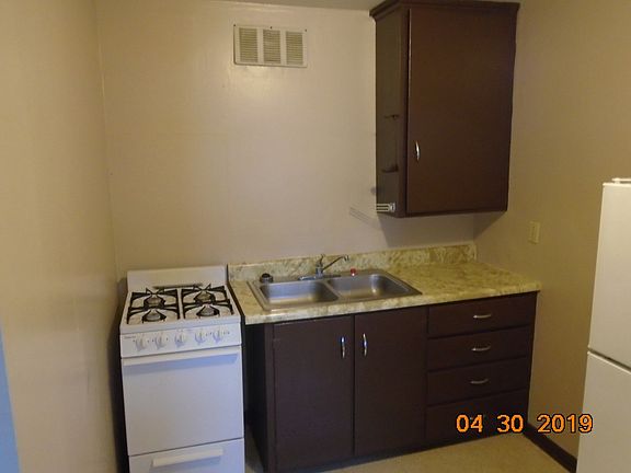 3rd image of 715 W 13th St APT 2