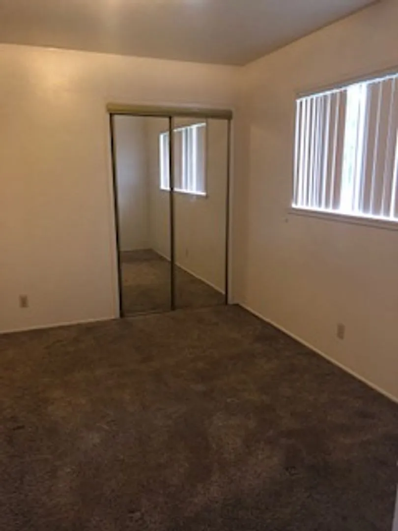 One bedroom Apartment — Photo 3