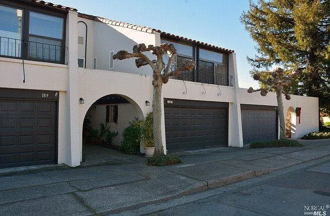 183 Blue Wing Dr photo 1