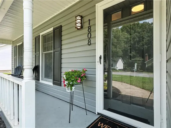 1808 Rivertrace Point, High Point, NC 27265