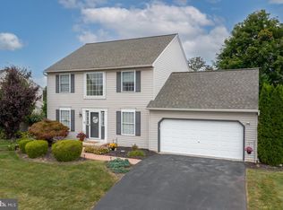 174 Austrian Dr, Blandon, PA 19510