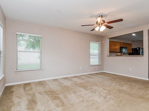 4th image of 948 Collinswood Dr
