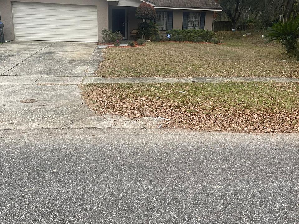 1st image of 1202 Yvonne Street