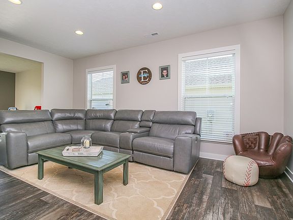 3rd image of 2659 Dellwood Valley Ln