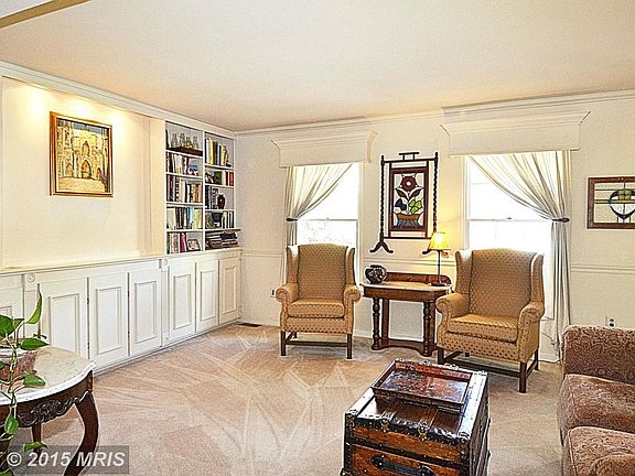 4th image of 407 William St NW
