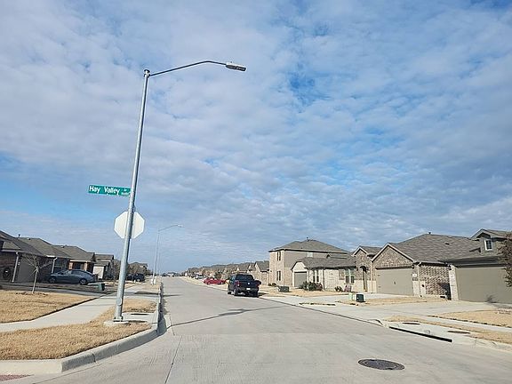 4th image of 601 Whitecomb Ln