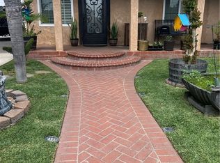 4401 E 53rd St, Maywood, CA 90270