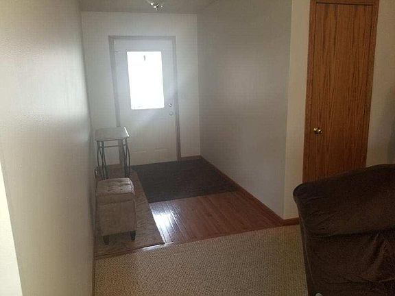 2nd image of 322 Yale Ct