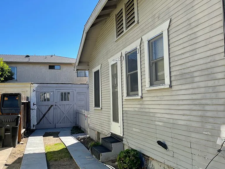 1529-1531 1533 Madison Ave — Photo 30
