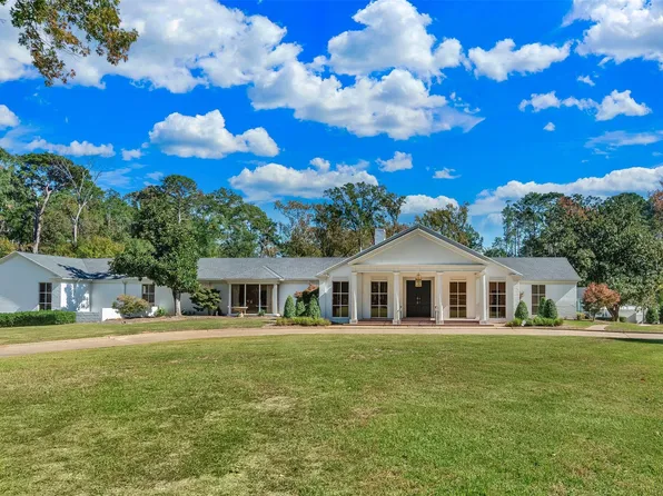 10405 Ellerbe Rd, Shreveport, LA 71106