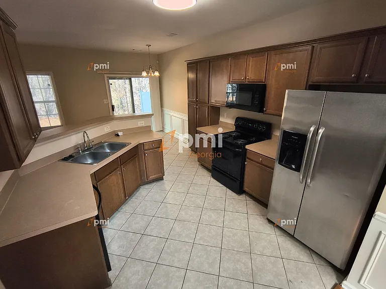 306 Creek Manor Way — Photo 3