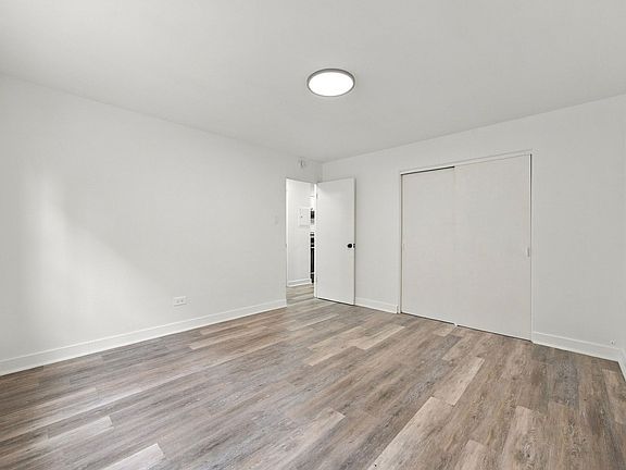 5th image of 7121 36th St
