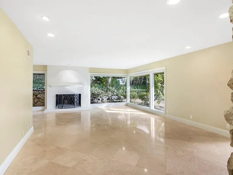 32722 Seven Seas Dr — Photo 4