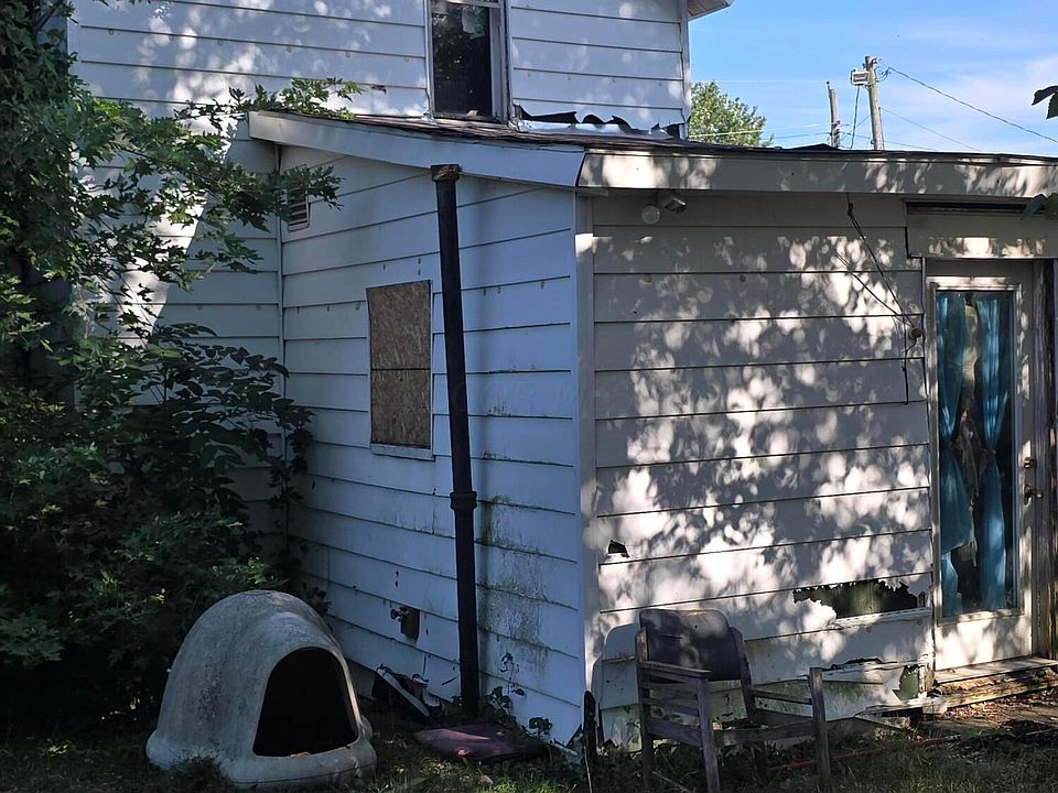 2nd image of 405 Toledo Ave