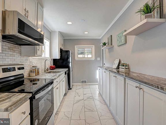 2nd image of 302 Madeline Ave