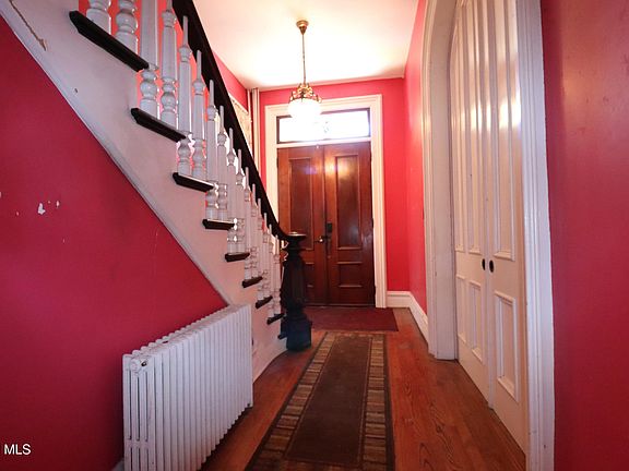 3rd image of 517 3rd Avenue
