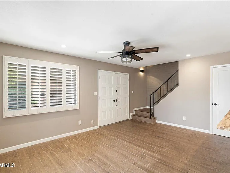 7810 E Keim Dr — Photo 3