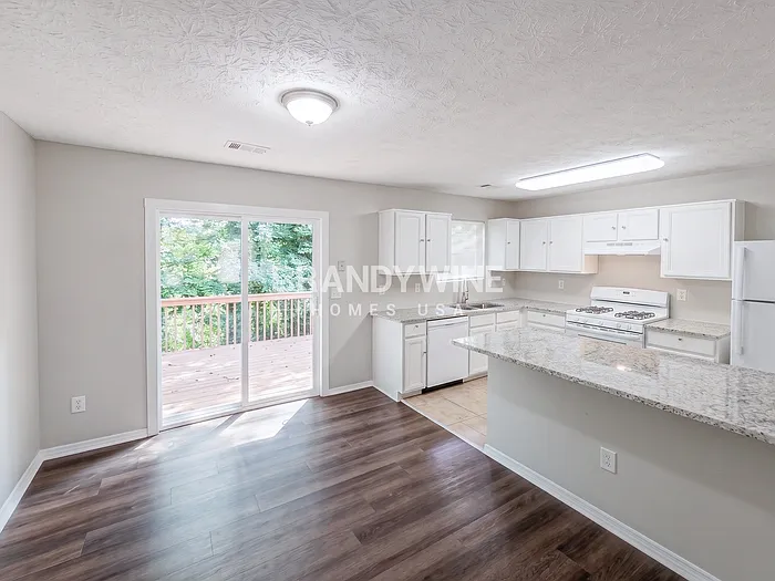 2604 Clifton Run Trce — Photo 5