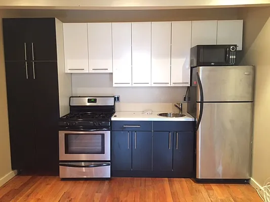 Rented by B Underhill LLC | media 11