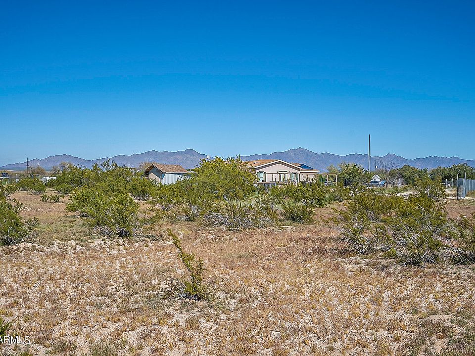 1st image of 187XX W Lawndale Lane #4