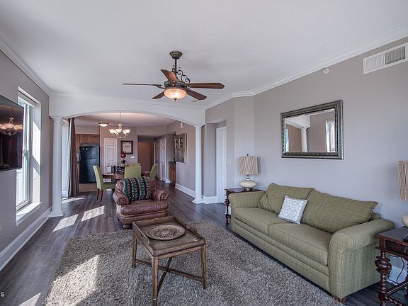 5th image of 2228 Beach Dr