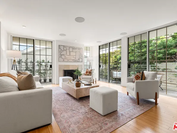 1129 Larrabee St APT 3, West Hollywood, CA 90069