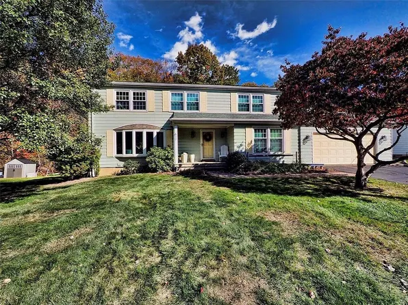 617 Midvale Rd, Vestal, NY 13850