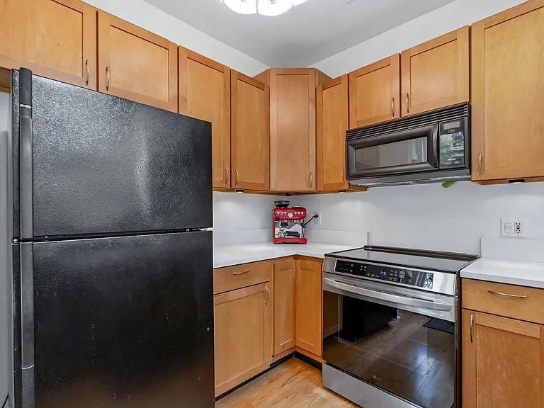 2523 California St — Photo 14
