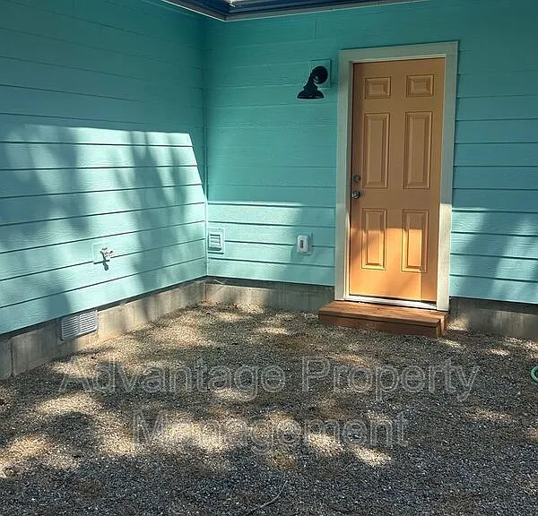 3605 Sea Mist Ave — Photo 5