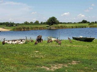 25641 N Orchard Rd, Canton, IL 61520