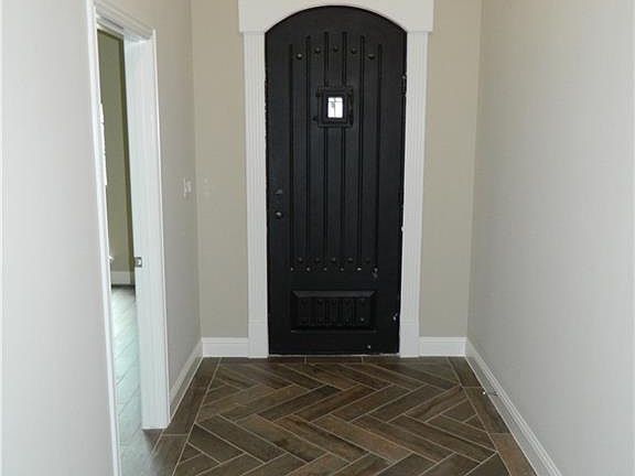 3rd image of 5312 Auburn St