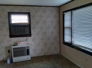 201 Children St, Waynesville, NC 28786